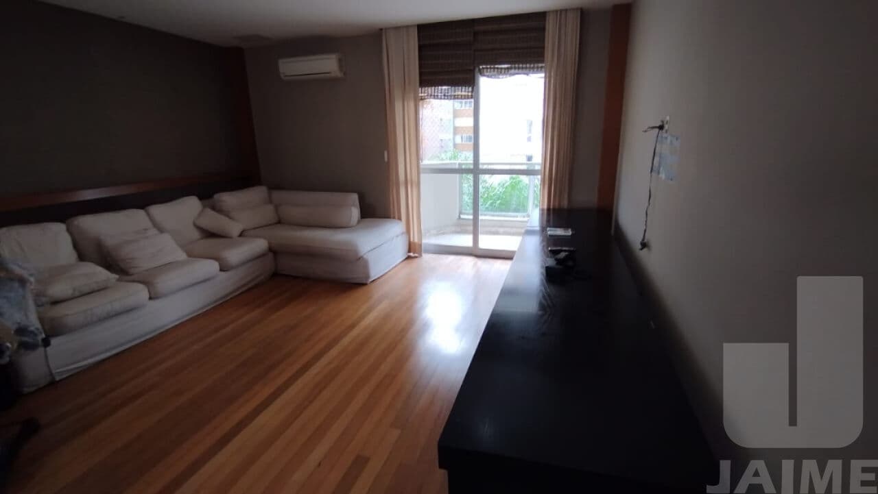 Apartamento de 2 dormitórios na R Bela Cintra — Consolação, São Paulo