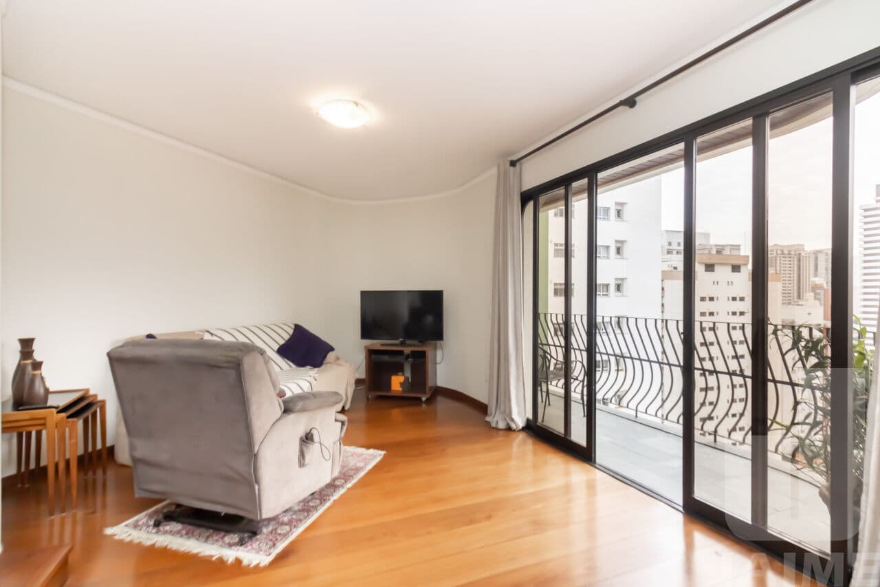 Apartamento de 4 dormitórios na R BARTIRA — Perdizes, São Paulo