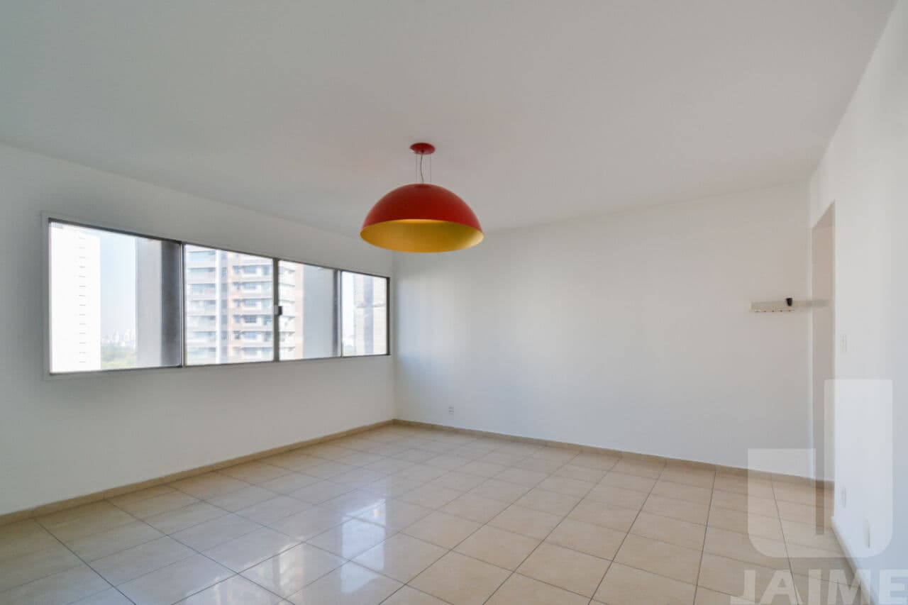 Apartamento de 2 dormitórios na AV Rebouças — Pinheiros, São Paulo