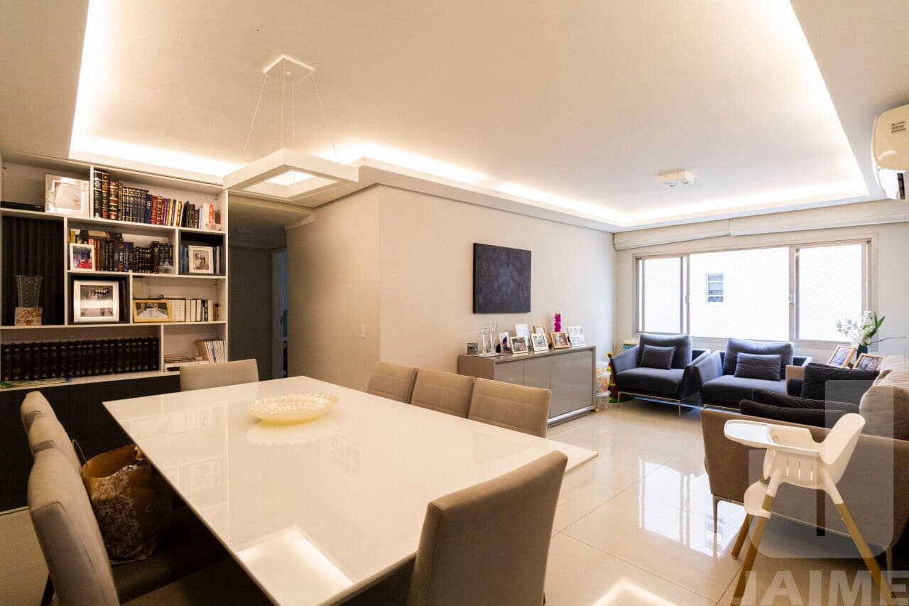 Apartamento de 3 dormitórios na R Doutor Albuquerque Lins — Higienópolis, São Paulo