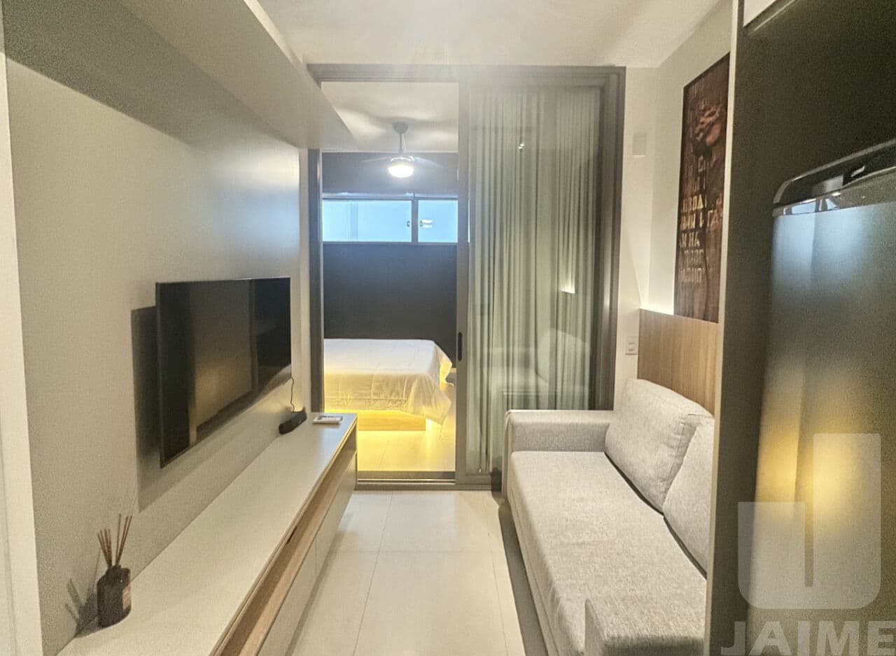 Apartamento de 1 dormitório na R Turiassu — Perdizes, São Paulo