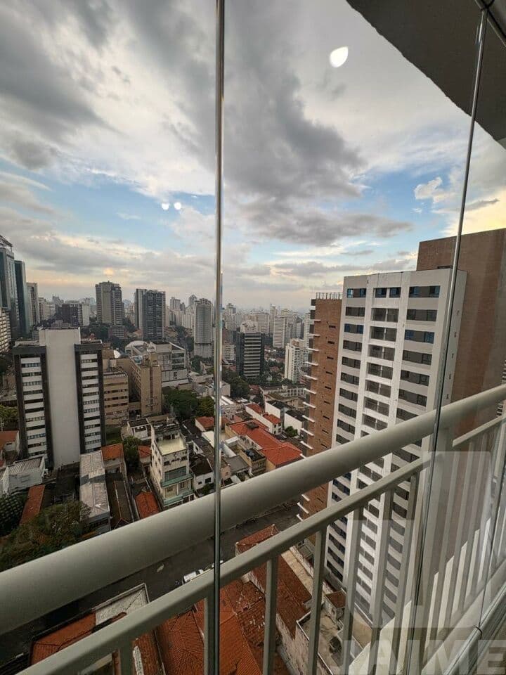 Apartamento de 1 dormitório na R Correia Dias — Paraíso, São Paulo