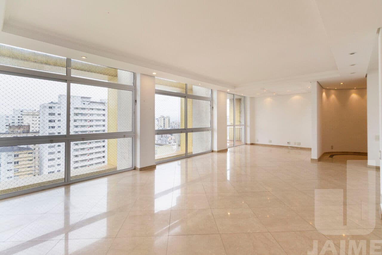 Apartamento de 4 dormitórios na AV Higienópolis — Higienópolis, São Paulo