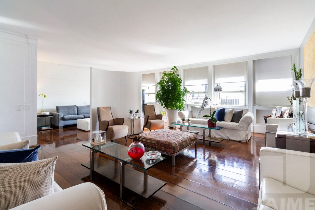 Apartamento de 3 dormitórios na R GABRIEL DOS SANTOS — Higienópolis, São Paulo