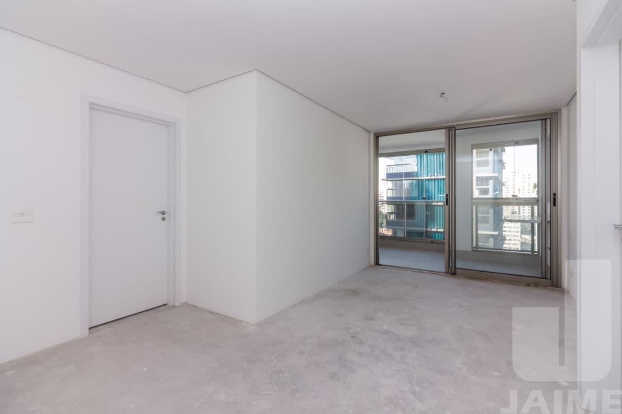 Apartamento de 2 dormitórios na R Campevas — Perdizes, São Paulo