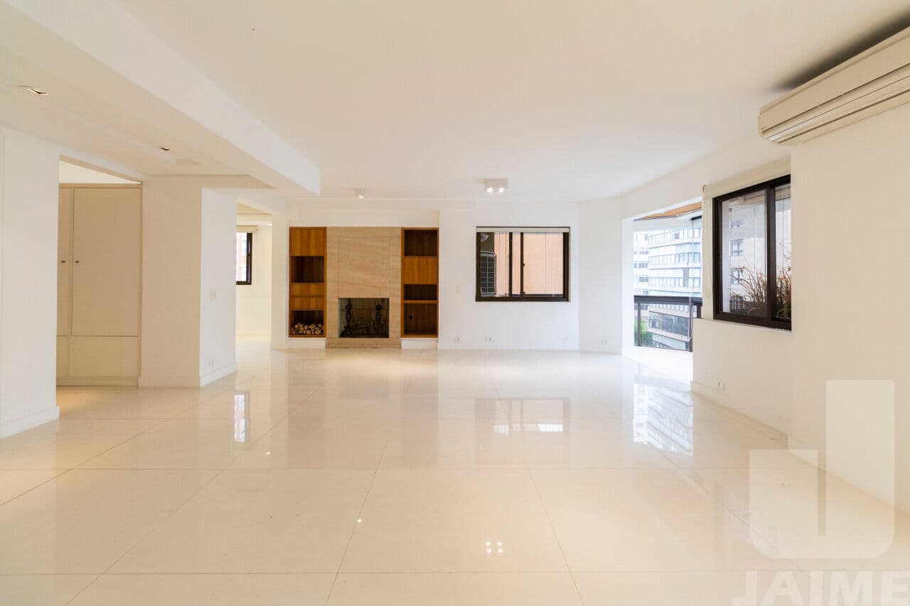 Apartamento de 3 dormitórios na R Caçapava — Jardim Paulista, São Paulo