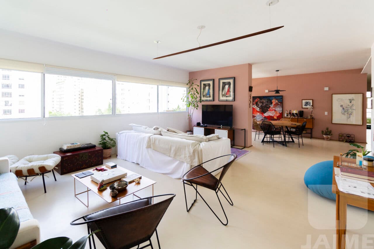 Apartamento de 3 dormitórios na R SERGIPE — Higienópolis, São Paulo