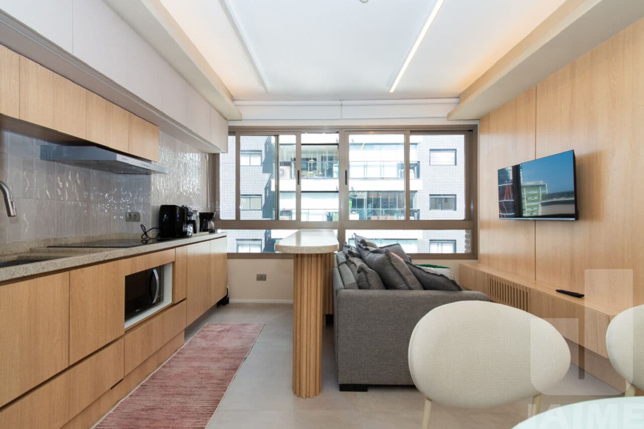 Apartamento de 1 dormitório na R Alves Guimarães — Pinheiros, São Paulo