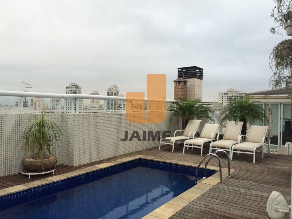 Apartamento de 4 dormitórios na R CONSELHEIRO FERNANDES TORRES — Perdizes, São Paulo