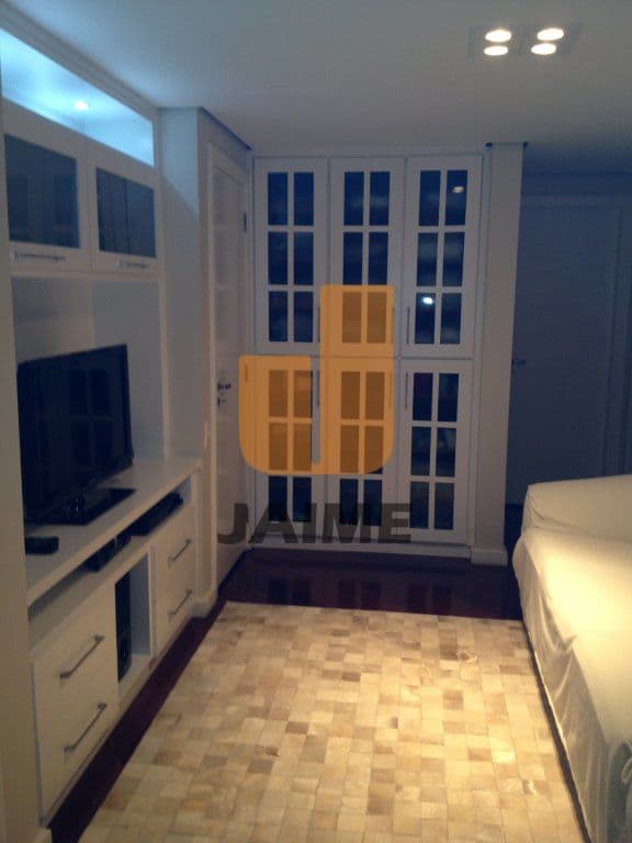 Apartamento de 3 dormitórios na R CARAÍBAS — Perdizes, São Paulo