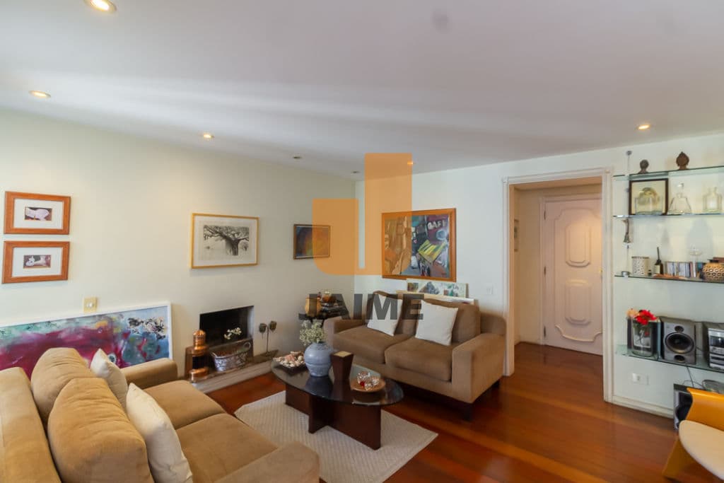 Apartamento de 4 dormitórios na R Coronel Melo Oliveira — Perdizes, São Paulo