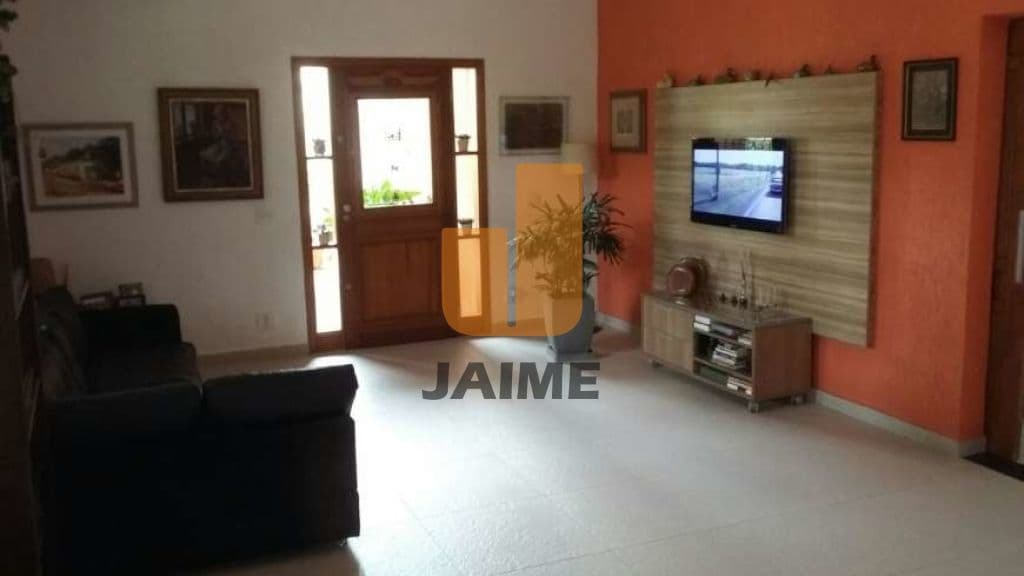 Casa de 3 dormitórios na AV PROFESSOR JOÃO BATISTA JULIÃO — Jardim Virgínia, São Paulo