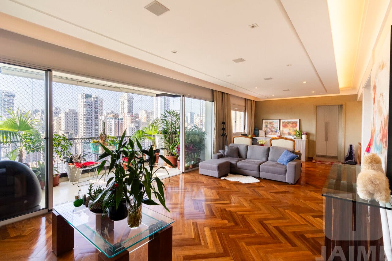 Apartamento de 4 dormitórios na R DOUTOR CÂNDIDO ESPINHEIRA — Perdizes, São Paulo