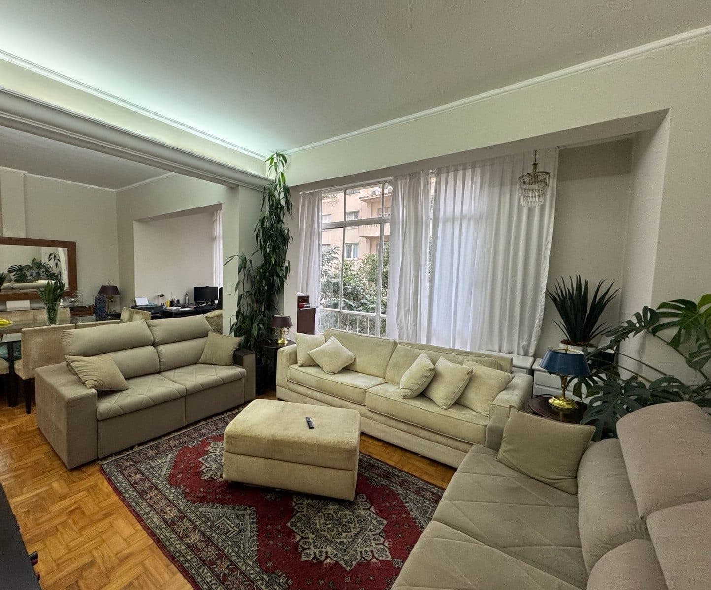Apartamento de 2 dormitórios na R Piauí — Higienópolis, São Paulo