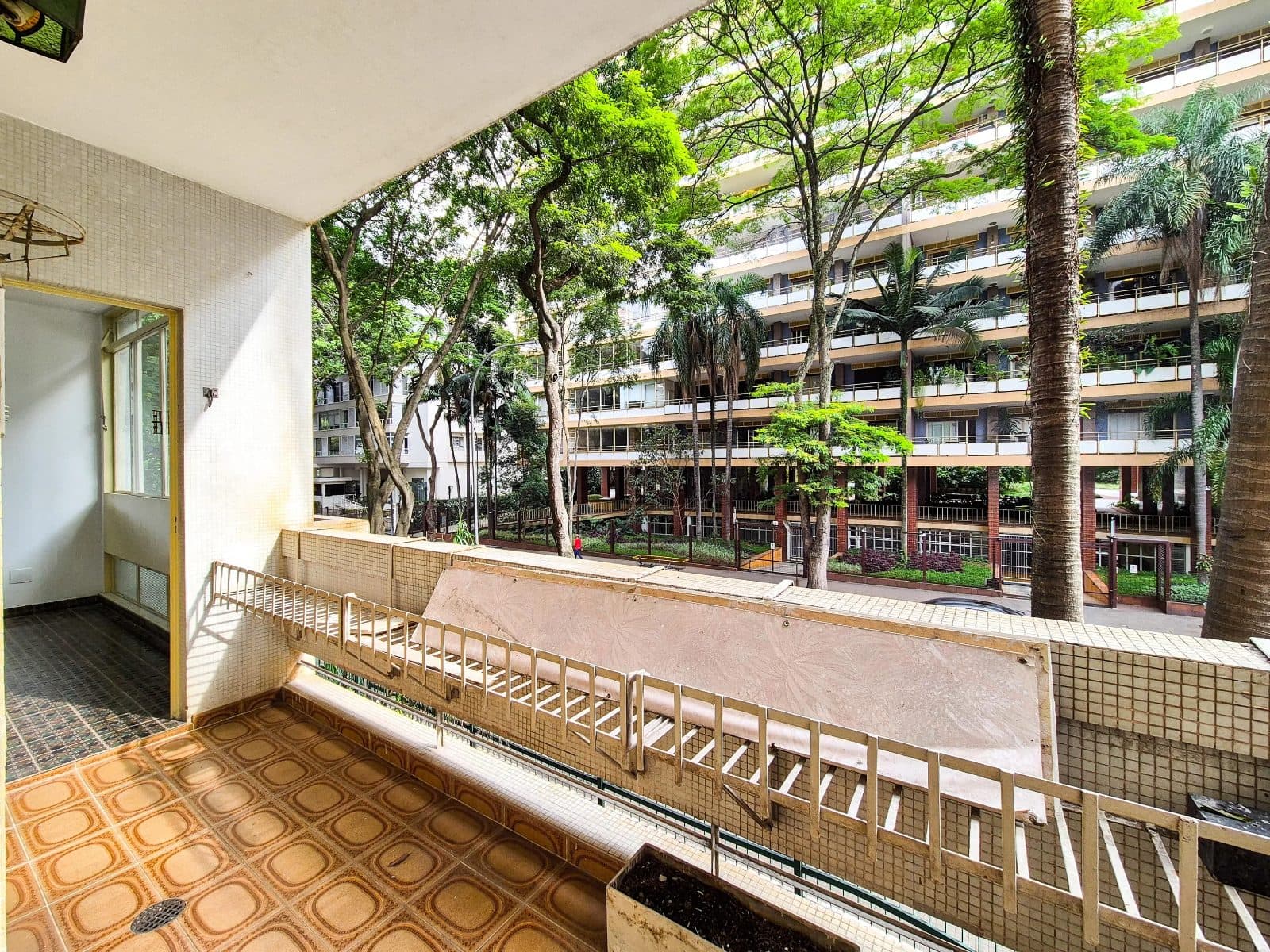 Apartamento de 3 dormitórios na Avenida Higienópolis — Higienópolis, São Paulo